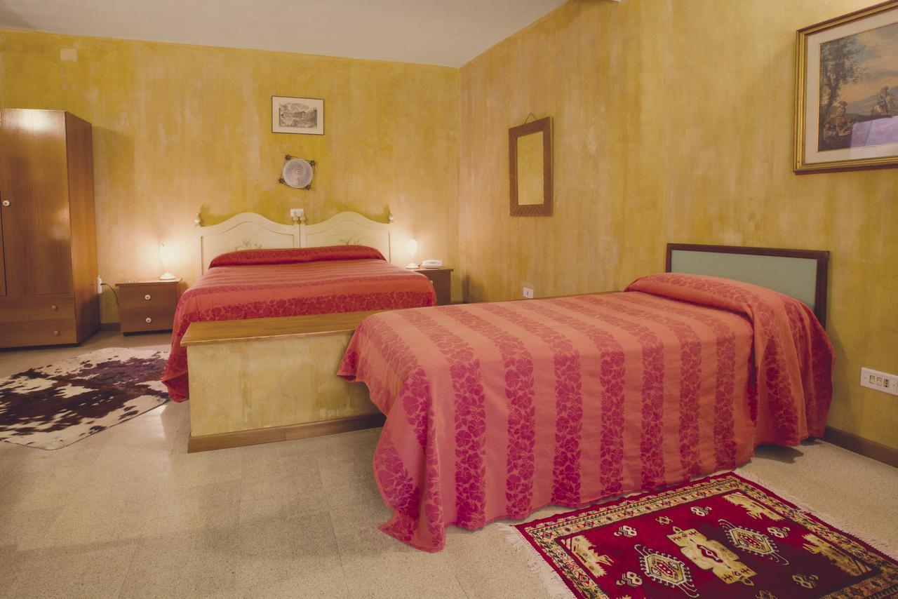 Hotel Centrale Viterbo Bagian luar foto
