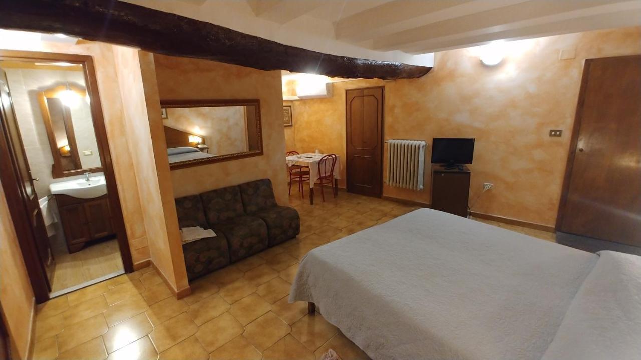 Hotel Centrale Viterbo Bagian luar foto