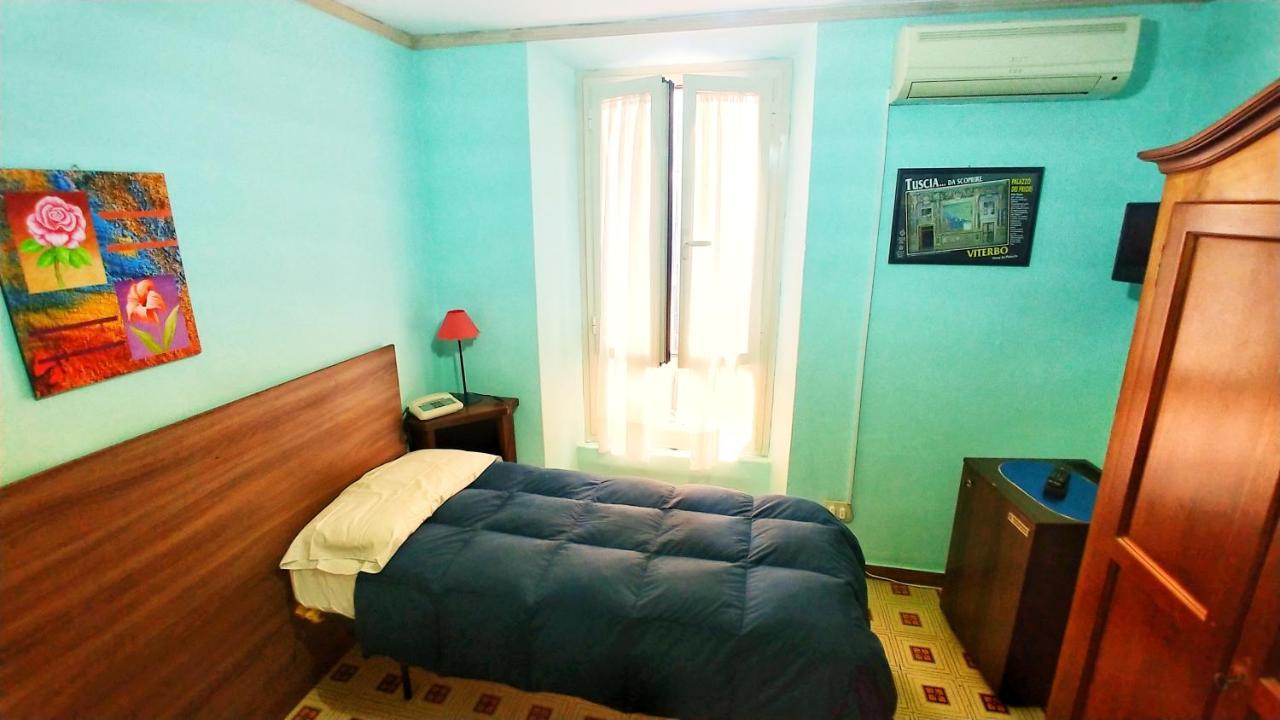 Hotel Centrale Viterbo Bagian luar foto